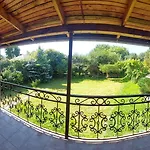 зелена 別荘 *