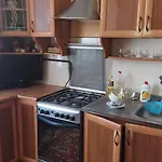 зелена