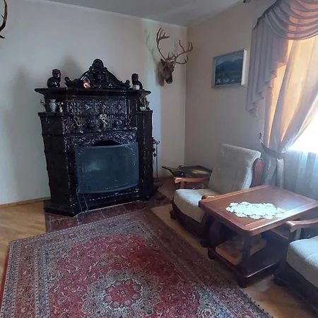 зелена